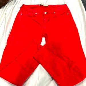 Levi’s leggings jeans it has a little brown spot on the back, size 4.